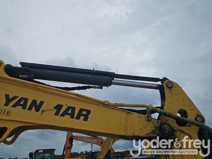 2020-yanmar-vio50-6a-image-15
