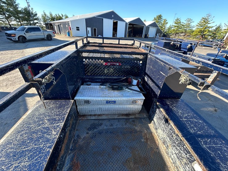 2016-gmc-3500-image-27