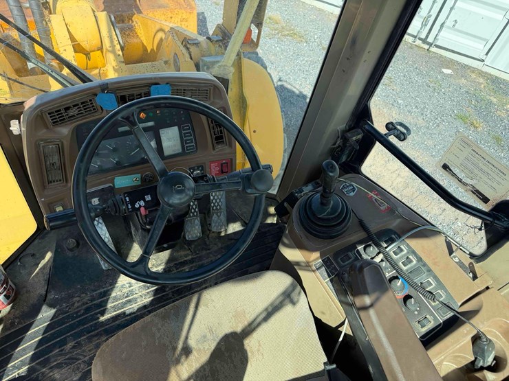 deere-744h-image-23