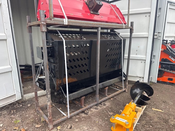 new-giyi-co-hydraulic-skidloader-78in-rock-rake-attachment-model-rr78-image-3