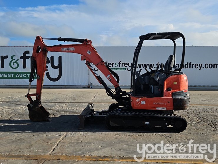 2018-kubota-kx033-4-image-3