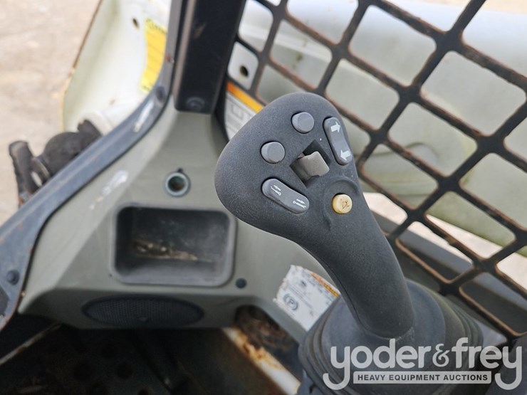 2018-bobcat-t590-image-20