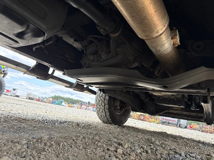 2017-ford-f350-image-39