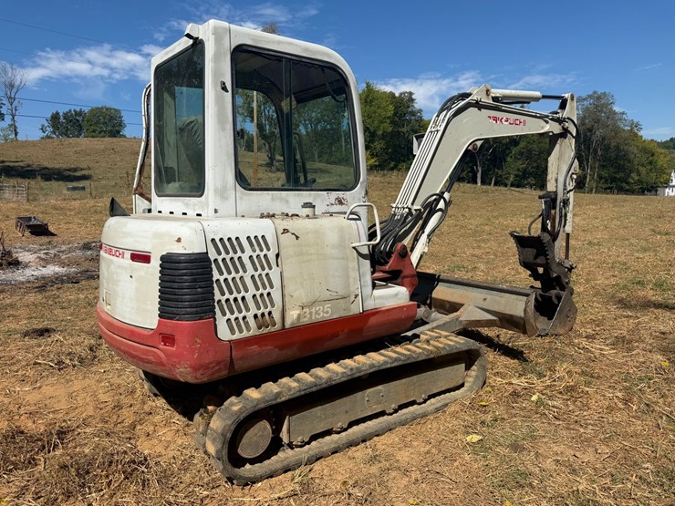 2007-takeuchi-tb135-image-3