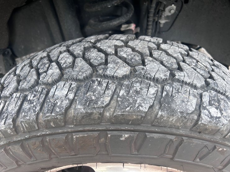2024-ford-f350-image-10