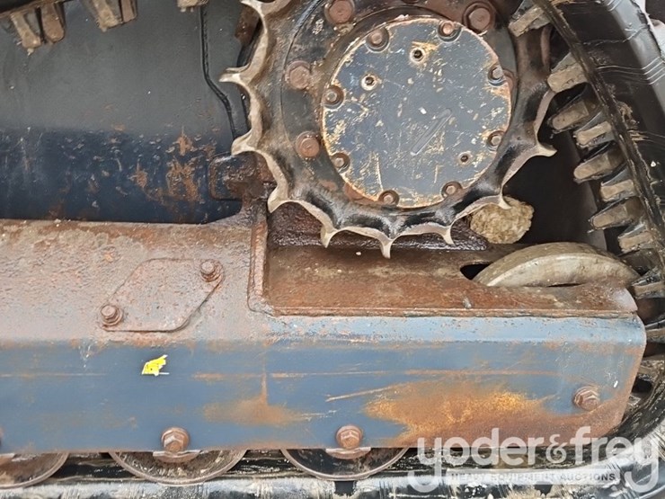2019-kubota-svl65-2-image-17