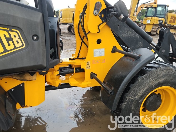 2012-jcb-406b-image-8