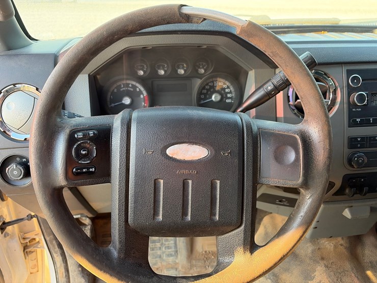 2011-ford-f250-image-18