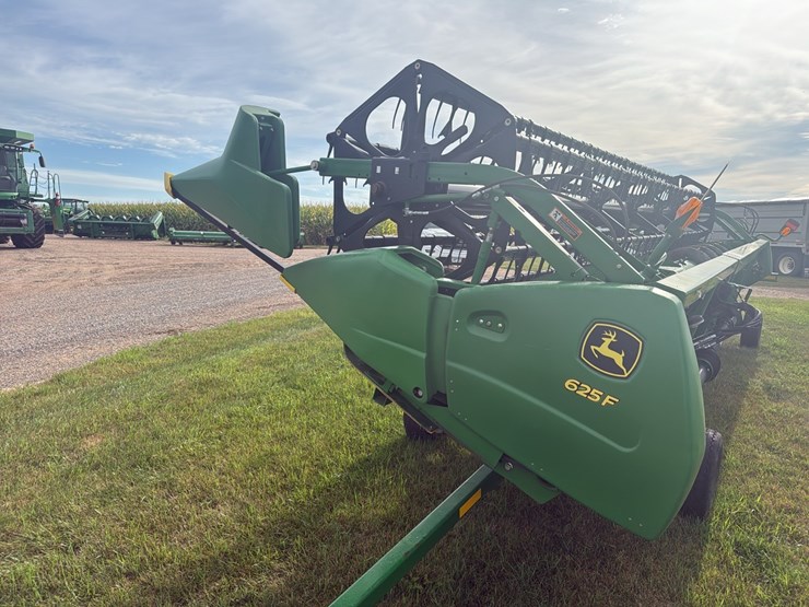 john-deere-625f-image-5