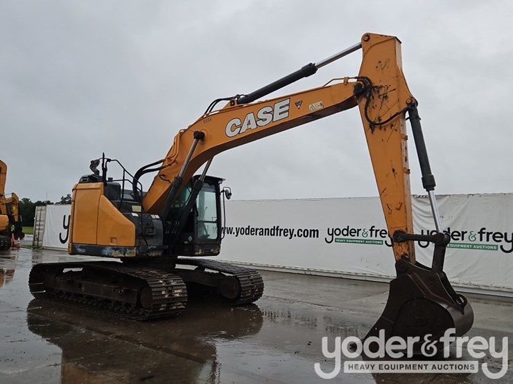 2018-case-cx245dsr-image-6