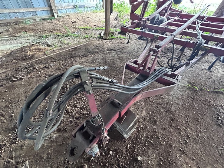 #74-•-case-4300-field-cultivator-image-11
