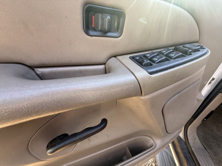 2005-gmc-yukon-image-50