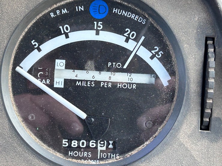 john-deere-4440-image-35