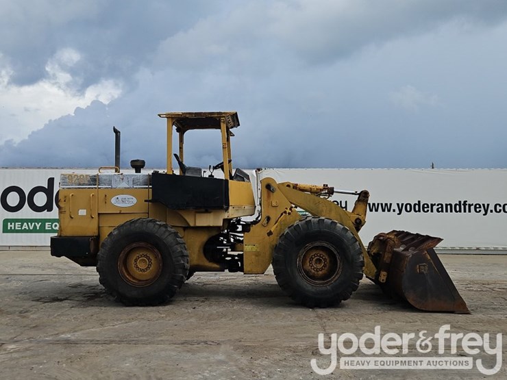 caterpillar-928f-image-6