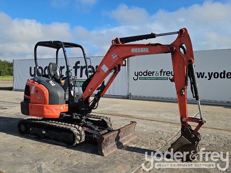 2018-kubota-kx033-4-image-7