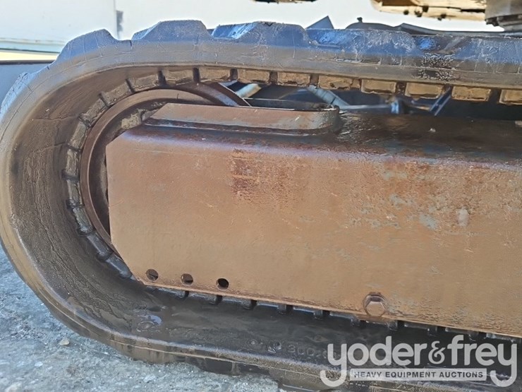 2021-deere-30g-image-24