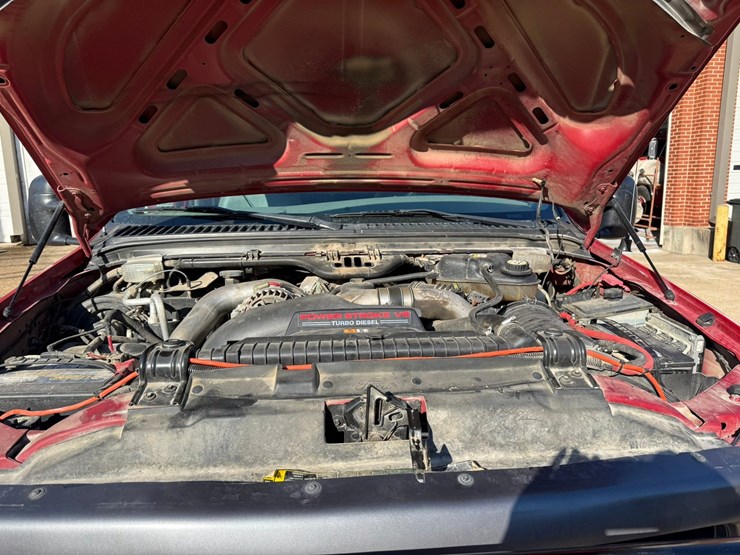 2004-ford-f550-image-40