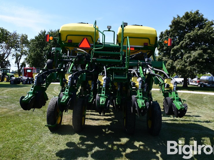 2009-john-deere-1790-ccs-image-6