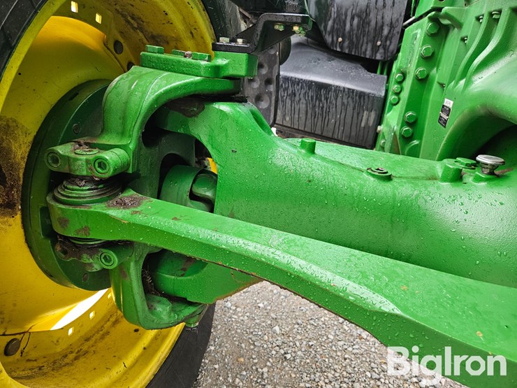 2011-john-deere-8285r-image-18