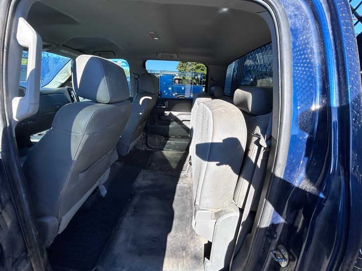 2016-gmc-3500-image-48
