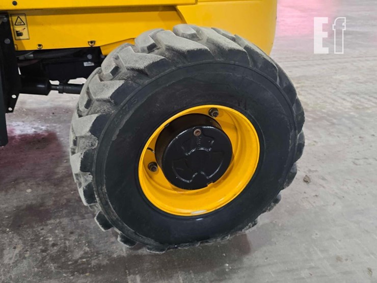 2020-jcb-930-image-23
