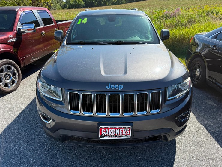 2014-jeep-grand-cherokee-laredo-image-6