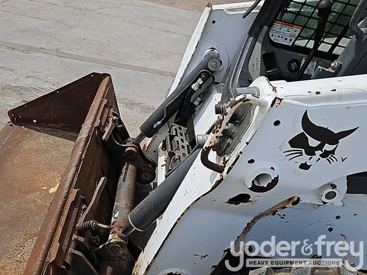 2017-bobcat-s650-image-13