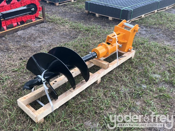 caterpillar-305-image-1