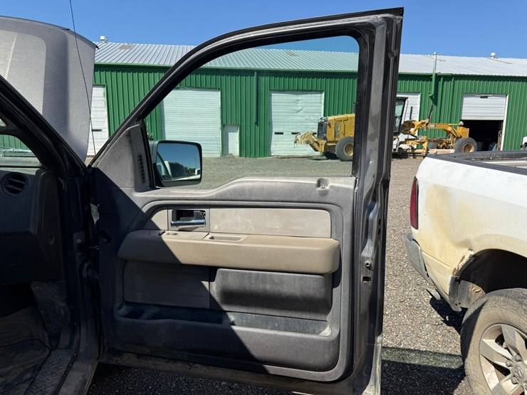 2009-ford-f150-image-40