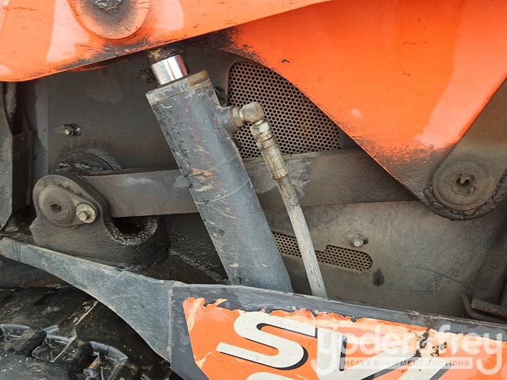 2019-kubota-svl65-2-image-19