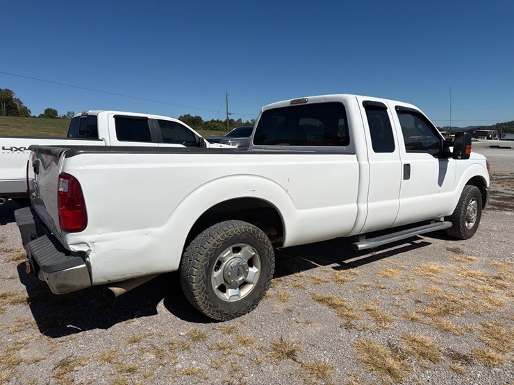 2012-ford-f250-xlt-image-4