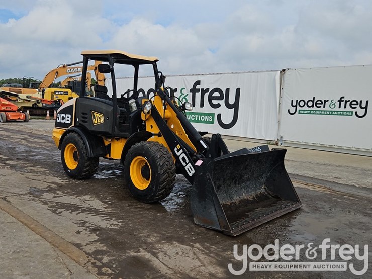 2012-jcb-406b-image-5