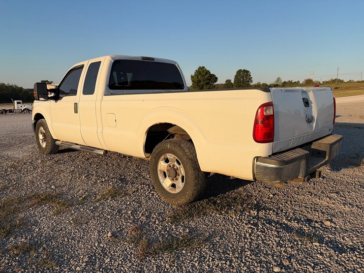 2011-ford-f250-image-5