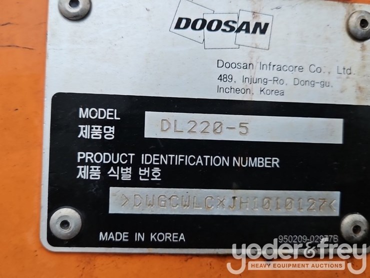 2018-doosan-dl220-5-image-32
