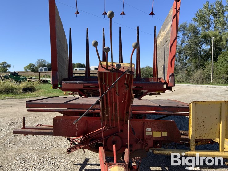 new-holland-stackliner-1034-image-11