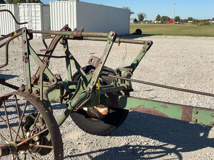 oliver-single-bottom-brush-plow-image-3