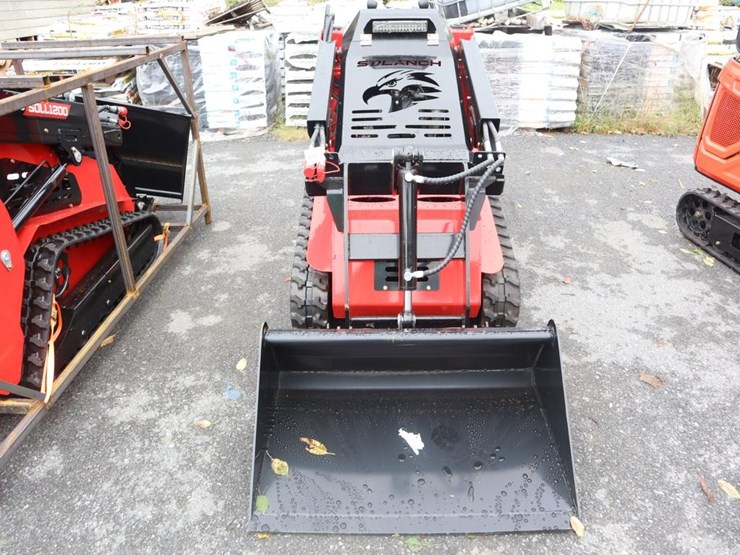 sdlanch-ssl200-skid-steer-loader-image-3