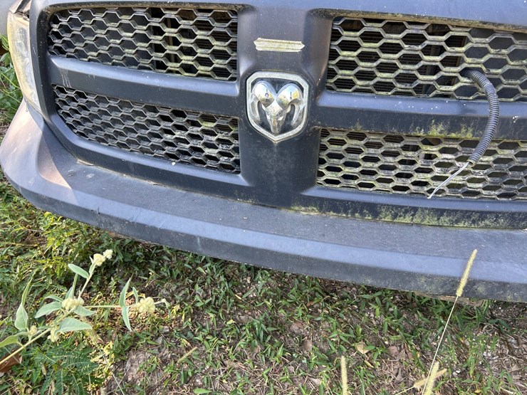 2013-dodge-1500-image-10