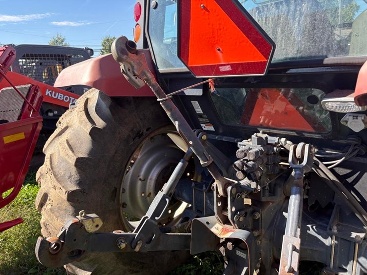 mahindra-7010-image-15