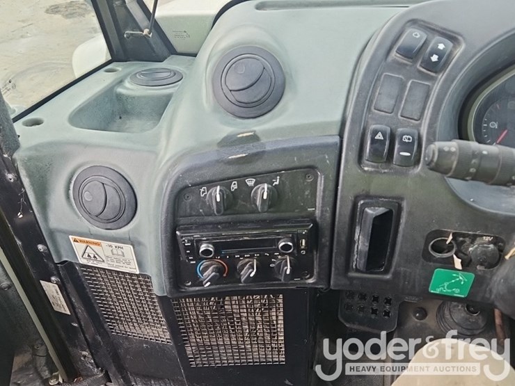 2018-terex-ta300-image-31