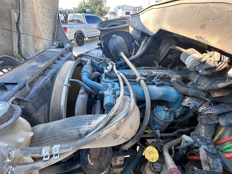 2007-international-durastar-4400-image-31