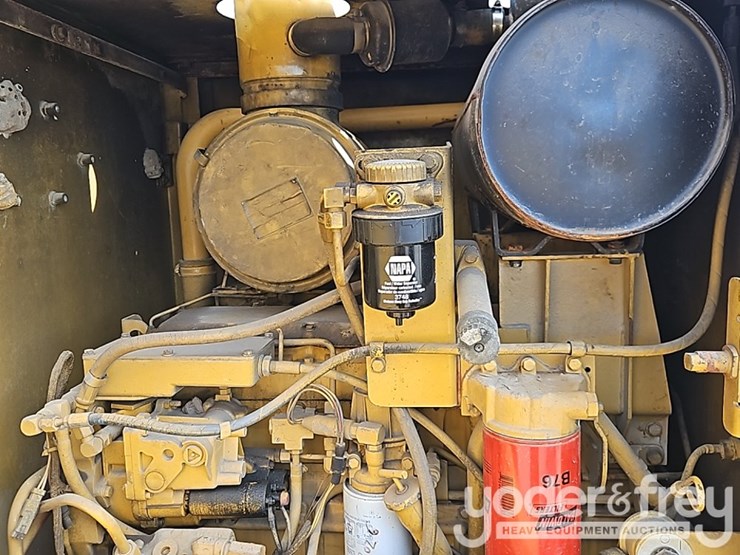 caterpillar-120h-image-24