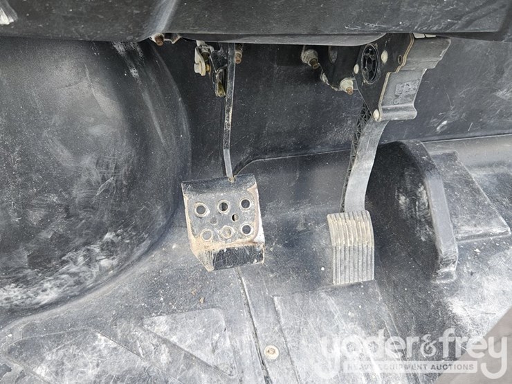 2022-polaris-ranger-570-efi-image-27