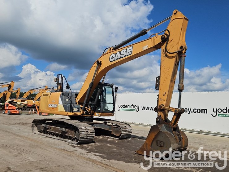 2016-case-cx250d-image-6