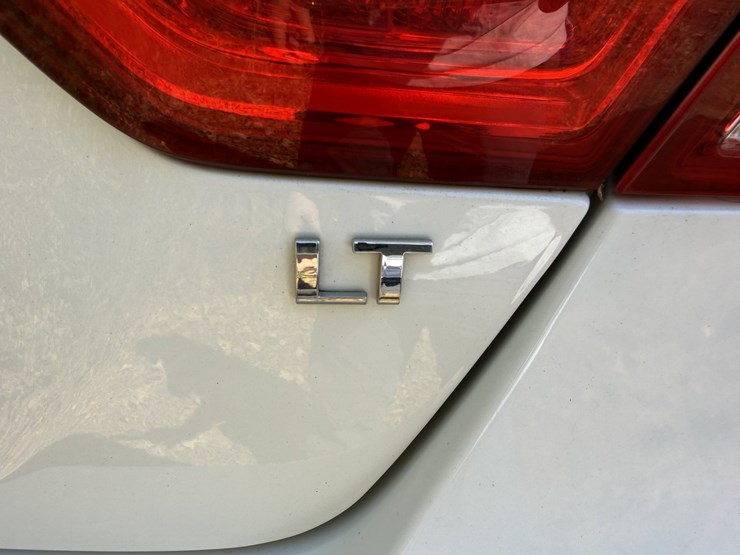 #46833-•-2018-chevrolet-impala-lt-sedan-2g1105s38j9109671-inv#46833-image-15