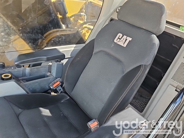 2019-caterpillar-336-image-43