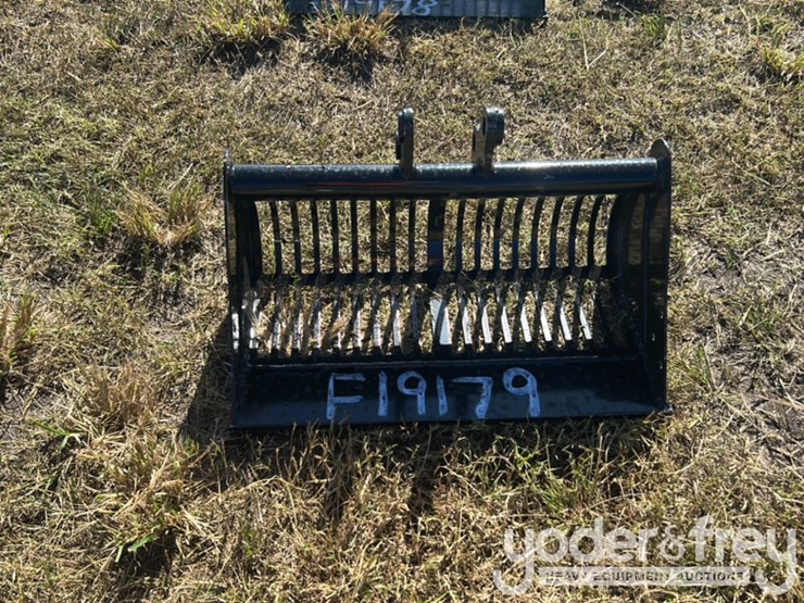 unused-captok-excavator-screening-bucket-image-5