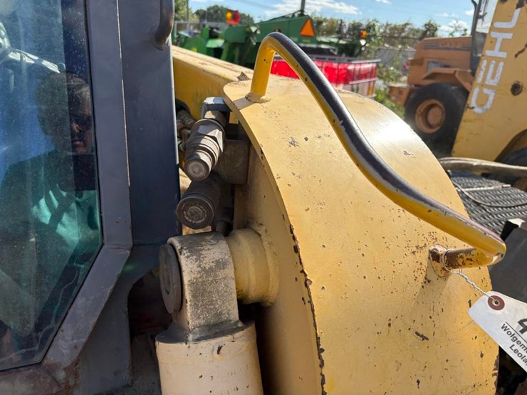 gehl-sl7800-turbo-skidsteer-image-7