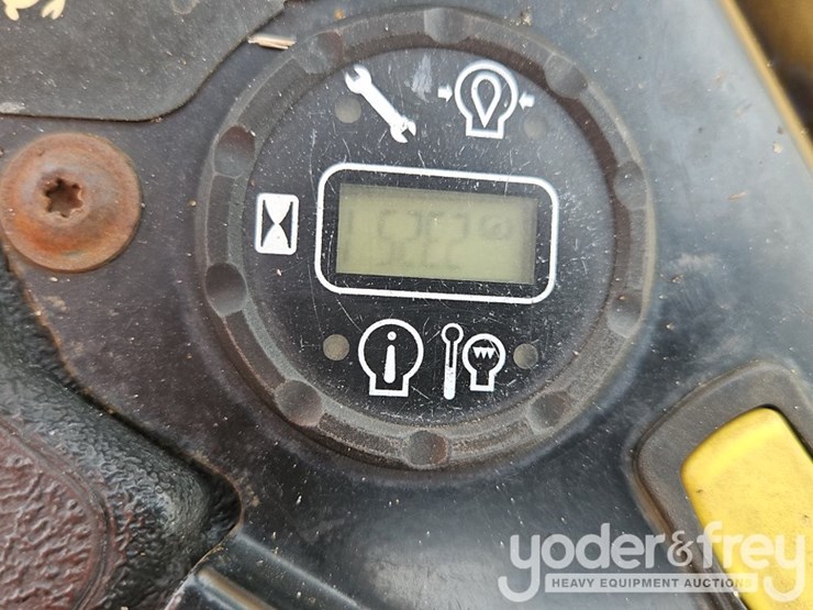 2016-john-deere-z920m-image-18