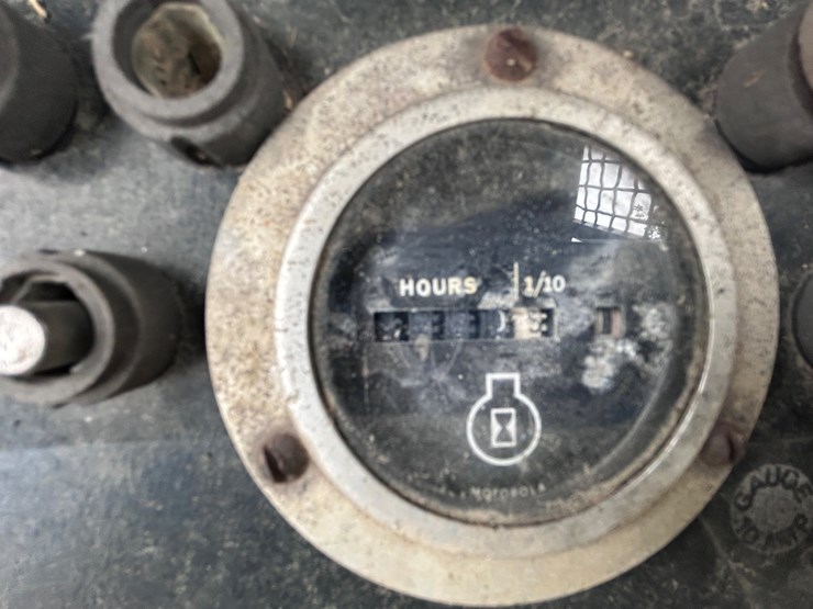 john-deere-440c-image-15
